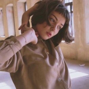 Meet your Posher, Mandy